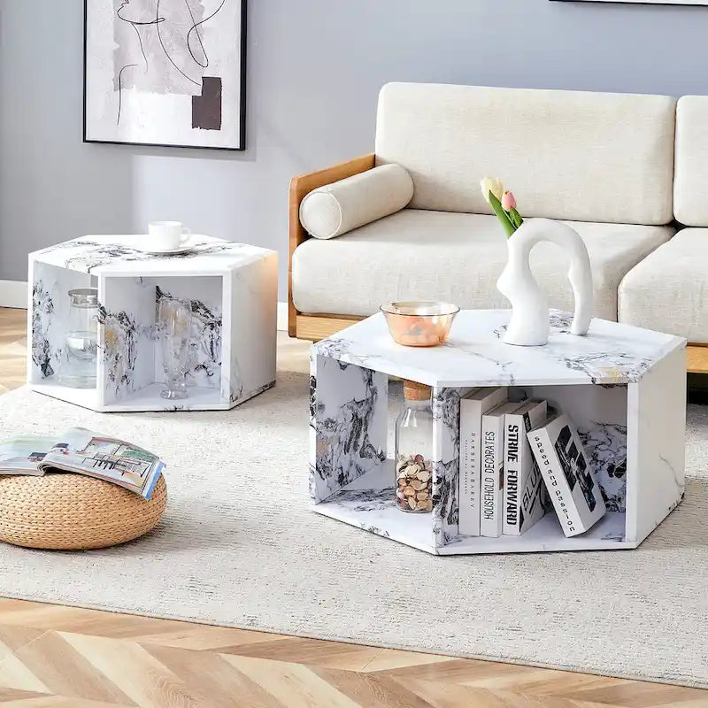 Tables basses hexagonales avec motifs minimalistes
