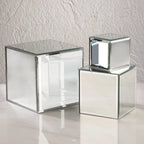 Présentoirs surélevés carrés en verre miroir – Clair et fumé, lot de 3 ou 4