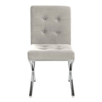Chaise d'appoint capitonnée Glam avec pieds en chrome poli – Revêtement aspect cuir (19"L x 23"P x 35"H)