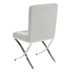 Chaise d'appoint capitonnée Glam avec pieds en chrome poli – Revêtement aspect cuir (19"L x 23"P x 35"H)